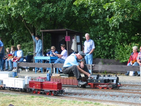 Vorne die V 65 von Wolfgang Rudolph Hannover und dahinter die WLE-Lok von Hans-J&uuml;rgen Kabbe